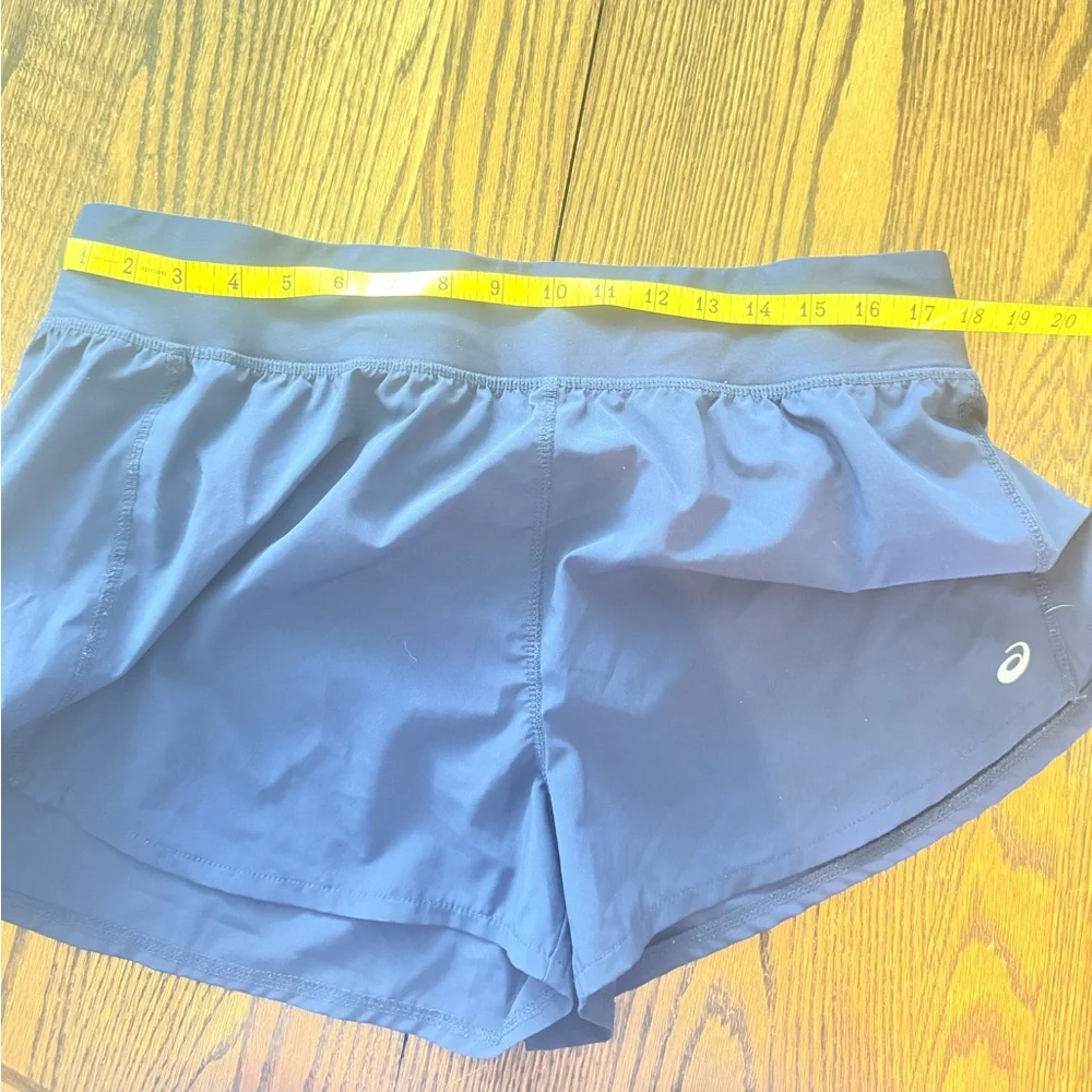 ASICS High Waist Short - Picture 2 of 9